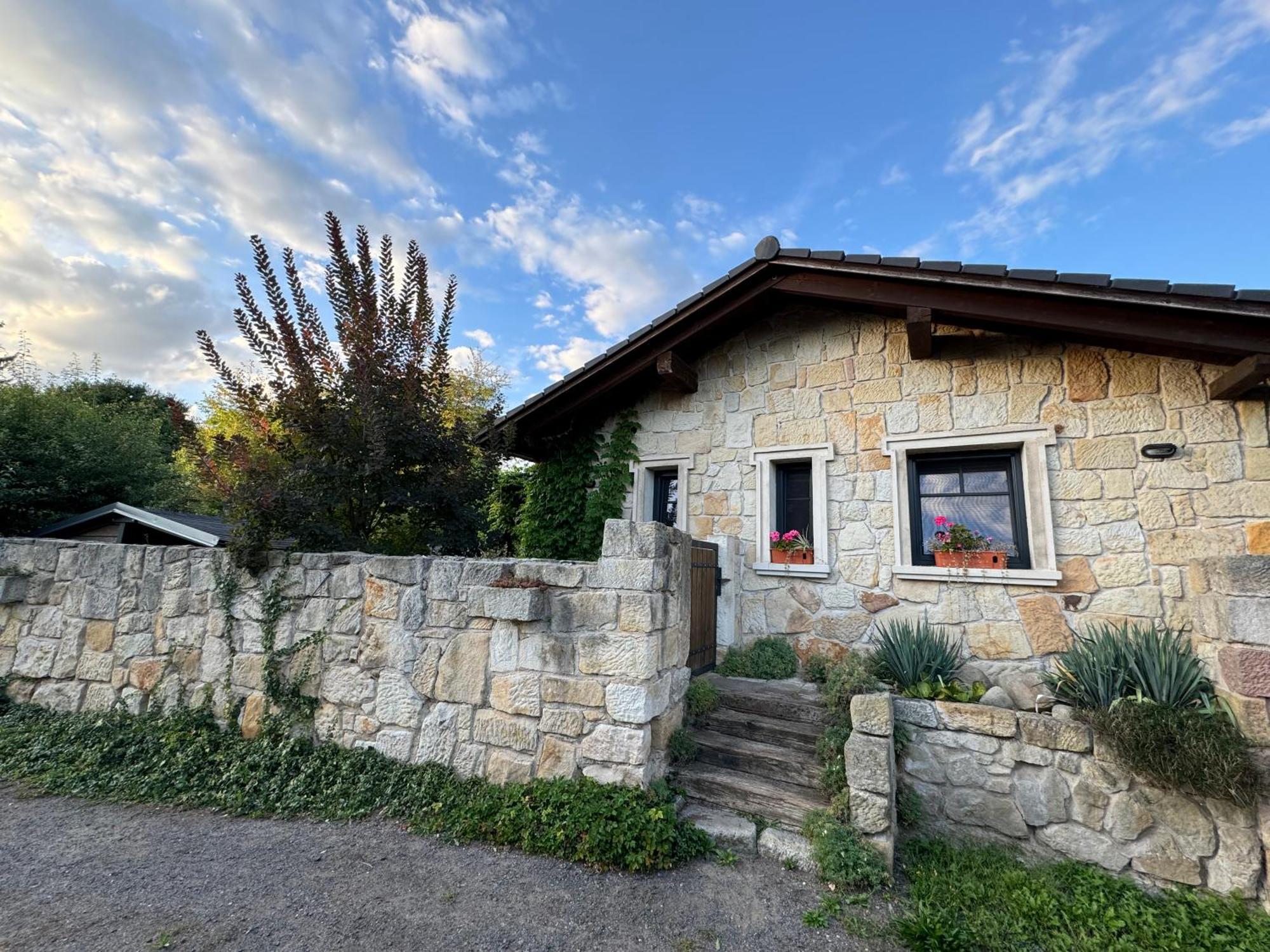 Kamenny Apartman Libunec Buitenkant foto